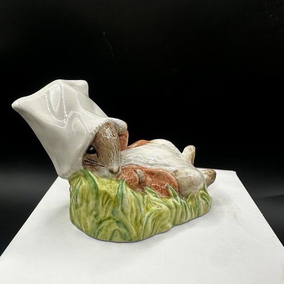 Royal Albert Other - Royal Albert Beatrix Potter Benjamin Wakes Up 1990 Figurine Vtg Cottage Core EUC
